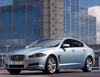 Jaguar XF 2.2 Diesel [UK-spec] '05.2011–15