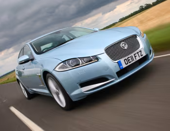 Jaguar XF 2.2 Diesel [UK-spec] '05.2011–15