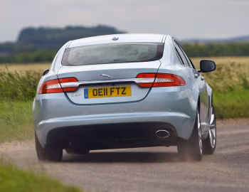 Jaguar XF 2.2 Diesel [UK-spec] '05.2011–15