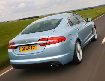 Jaguar XF 2.2 Diesel [UK-spec] '05.2011–15
