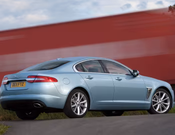 Jaguar XF 2.2 Diesel [UK-spec] '05.2011–15