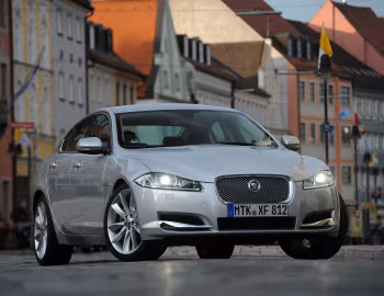 Jaguar XF 2.2 Diesel '2011–15