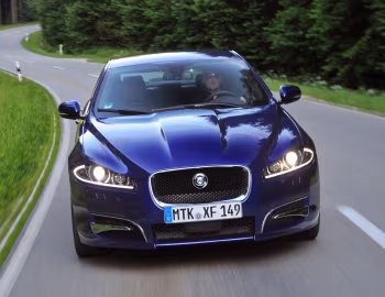 Jaguar XF 2.2 Diesel Option Pack '2011–15