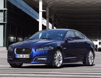 Jaguar XF 2.2 Diesel Option Pack '2011–15