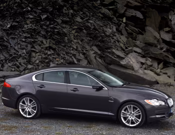 Jaguar XF Diesel S [UK-spec] '2009–11