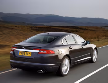 Jaguar XF Diesel S [UK-spec] '2009–11