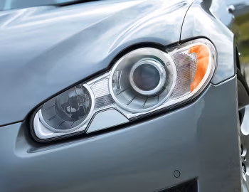 Jaguar XF Diesel S Option Pack [UK-spec] '2010–11