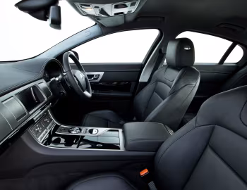 Interior Jaguar XF Diesel S Option Pack [UK-spec] '2010–11