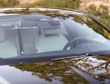 Interior 2021–24 Jaguar XF P300 AWD R-Dynamic [North America] (X260) '2021–24