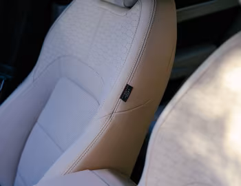 Interior 2021–24 Jaguar XF P300 AWD R-Dynamic [North America] (X260) '2021–24