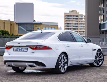 Jaguar XF P300 AWD R-Dynamic [Australia] (X260) '2021–pr.