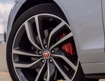 2021–24 Jaguar XF P300 AWD R-Dynamic [North America] (X260) '2021–24