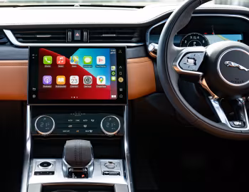 Interior Jaguar XF P300 AWD R-Dynamic [Australia] (X260) '2021–pr.
