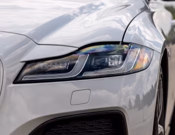 2021–24 Jaguar XF P300 AWD R-Dynamic [North America] (X260) '2021–24