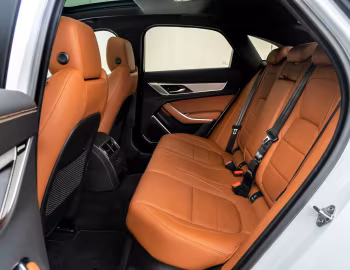 Interior Jaguar XF P300 AWD R-Dynamic Black Pack [Worldwide] (X260) '2020–24