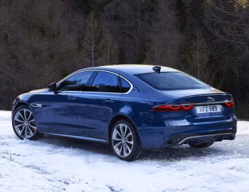 Jaguar XF P300 AWD R-Dynamic [Worldwide] (X260) '2020–pr.