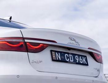 Jaguar XF P300 AWD R-Dynamic [Australia] (X260) '2021–pr.