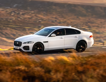 Jaguar XF P300 AWD R-Dynamic Black Pack [Worldwide] (X260) '2020–24