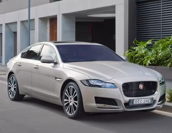 Jaguar XF 25t Portfolio [Australia] '2016–20