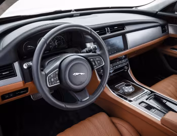 Interior Jaguar XF 30d Portfolio [Worldwide] '2015–20