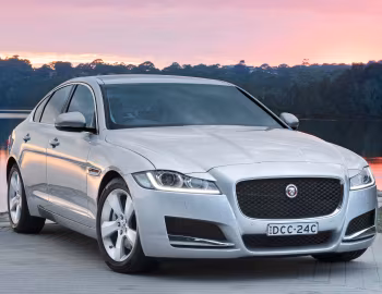 Jaguar XF 20d Prestige [Australia] '2016–20
