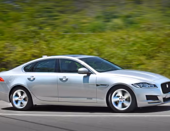 Jaguar XF 20d Prestige [Australia] '2016–20