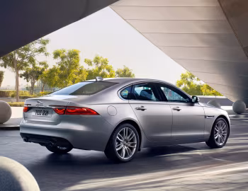Jaguar XF 25t Prestige [Worldwide] '2015–20