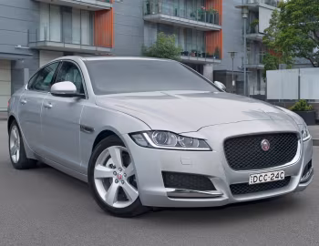 Jaguar XF 20d Prestige [Australia] '2016–20