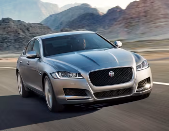 Jaguar XF 25t Prestige [Worldwide] '2015–20