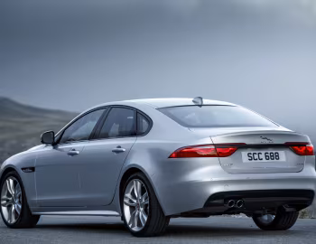 Jaguar XF 20d R-Sport [Worldwide] '2015–20