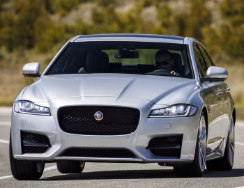 Jaguar XF 20d R-Sport [Worldwide] '2015–20