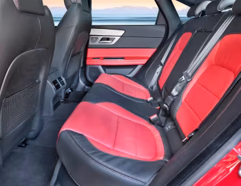 Interior Jaguar XF 25t R-Sport [Australia] '2016–20