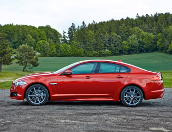 Jaguar XF R-Sport [Worldwide] '2014–15