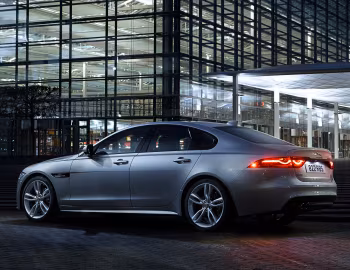 Jaguar XF 20d AWD R-Sport [Worldwide] '2016–20