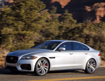 2016–20 Jaguar XF S [North America] '2015–20