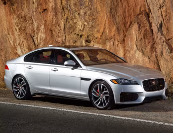 2016–20 Jaguar XF S [North America] '2015–20