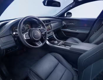 Interior Jaguar XF S AWD [Worldwide] '2015–20