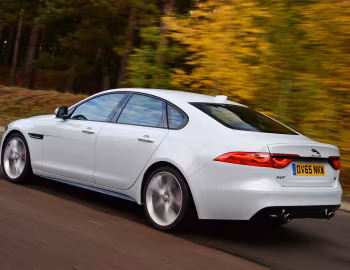 Jaguar XF S 30d [UK-spec] '2015–20