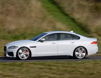 Jaguar XF S 30d [UK-spec] '2015–20