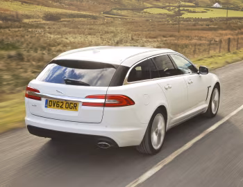 Jaguar XF Sportbrake [UK-spec] '2012–17