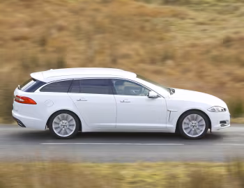 Jaguar XF Sportbrake [UK-spec] '2012–17