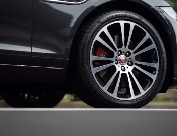 Jaguar XF Sportbrake D200 AWD [Japan] (X260) '2021–pr.