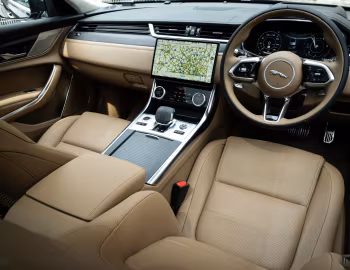 Panel frontal Jaguar XF Sportbrake D200 AWD [Japan] (X260) '2021–pr.