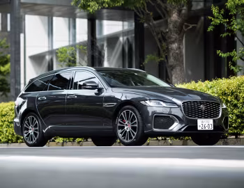 Jaguar XF Sportbrake D200 AWD [Japan] (X260) '2021–pr.