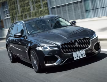 Jaguar XF Sportbrake D200 AWD [Japan] (X260) '2021–pr.