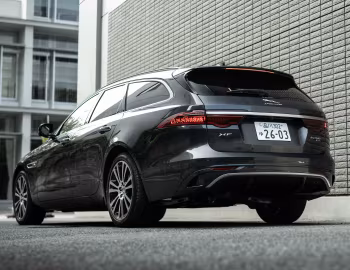 Jaguar XF Sportbrake D200 AWD [Japan] (X260) '2021–pr.