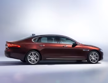 Jaguar XFL '2016–20