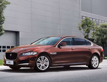 Jaguar XFL '2016–20
