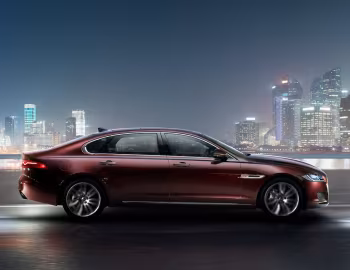 Jaguar XFL '2016–20