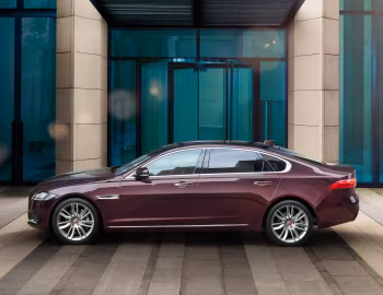 Jaguar XFL '2016–20
